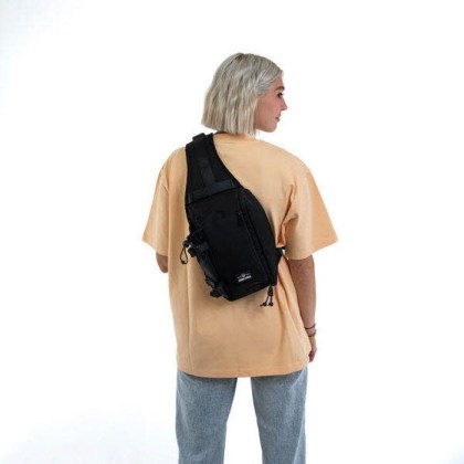 Cross Body Charlie (103100877)